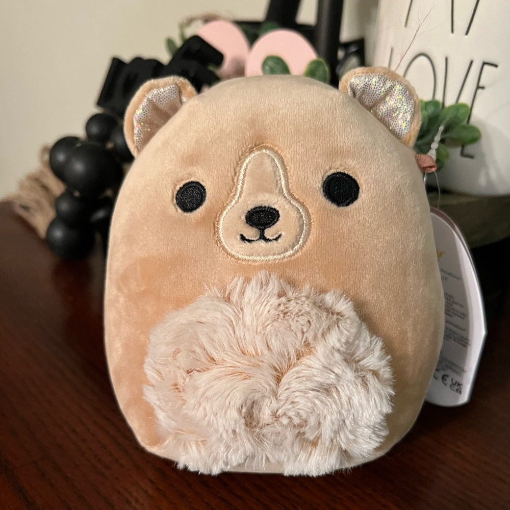 NWT 5” valentine squishmallow greta rose belly